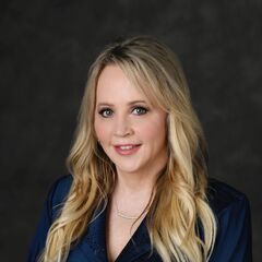Karmel Riches, MSN/Ed, MAOM, RN-FNS
